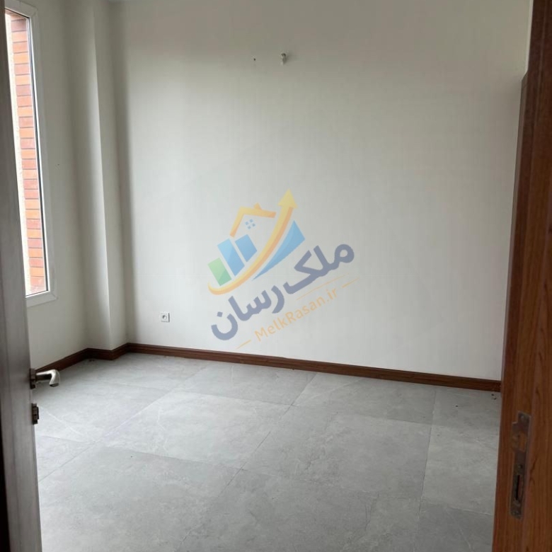 ویلا تریبلکس نوساز با ساحل اختصاصی ۶۰۰ متر زمین ۳۰۰ متر بنا ۵ خواب مستر لوکس پلاک یک با دید کامل دریای خزر