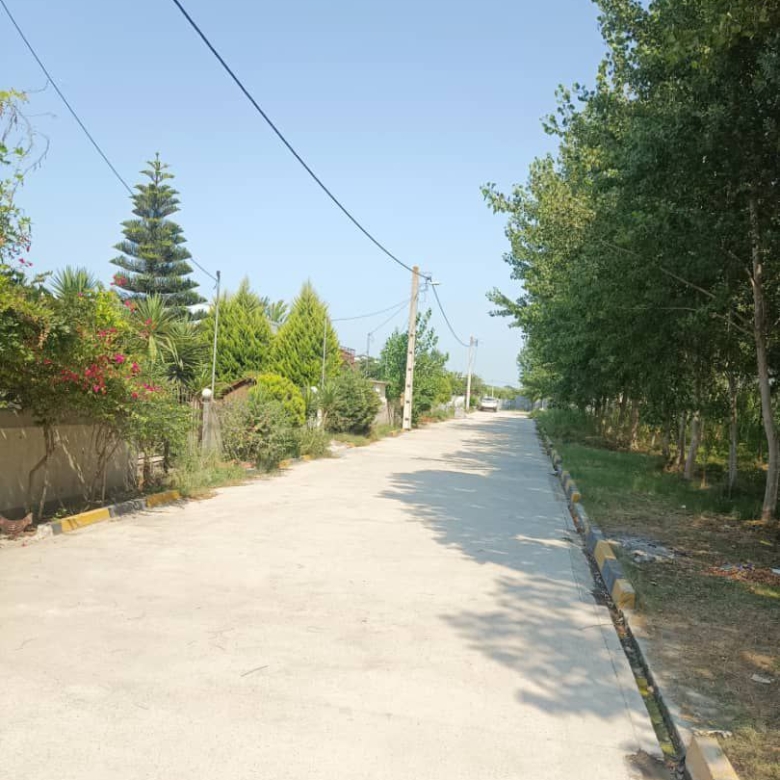 ویلا فلت شهرکی با نمای مدرن در سرخرودمتراژ زمین: ۳۰۰ متر متراژ بنا: ۱۴۰ متر نمای