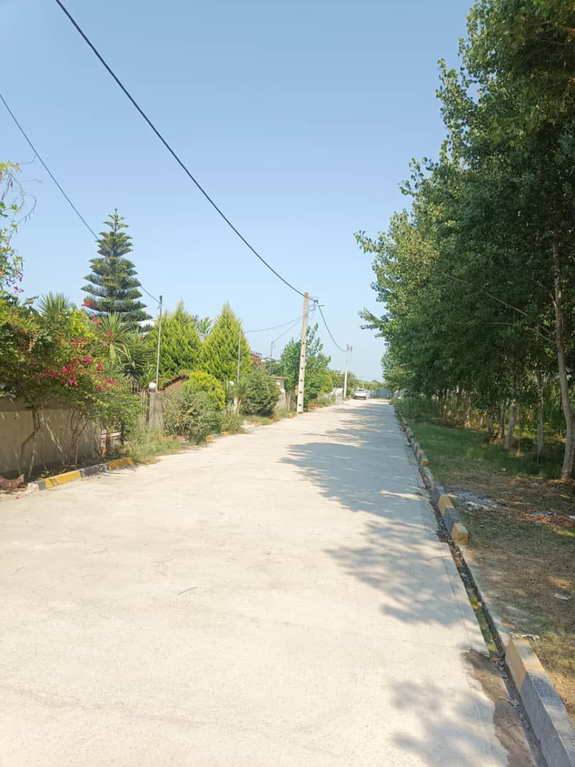 ویلا فلت شهرکی با نمای مدرن در سرخرودمتراژ زمین: ۳۰۰ متر متراژ بنا: ۱۴۰ متر نمای