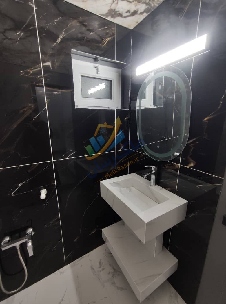 ویلا دوبلکس روف‌دار شخصی‌ساز در سرخرود حیاط سنگ‌فرش و پارکینگ سه خودرو نمای بیرونی ویلای کلیدنخورده روف اختصاصی ویلای دوبلکس نزدیک خانه‌دری