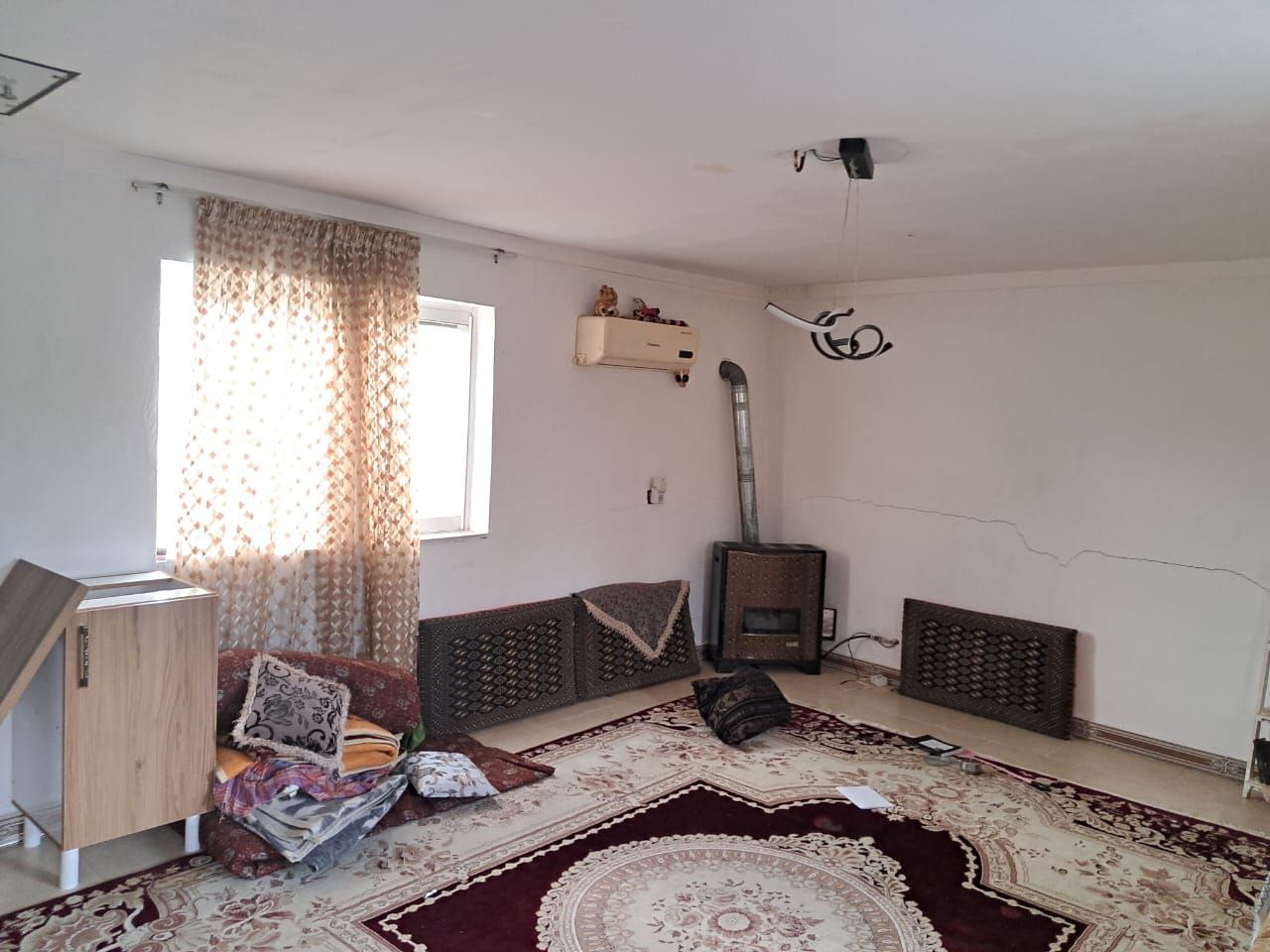 ویلا باغ 600 متری در جاده آمل به سرخرود نمای اتاق خواب