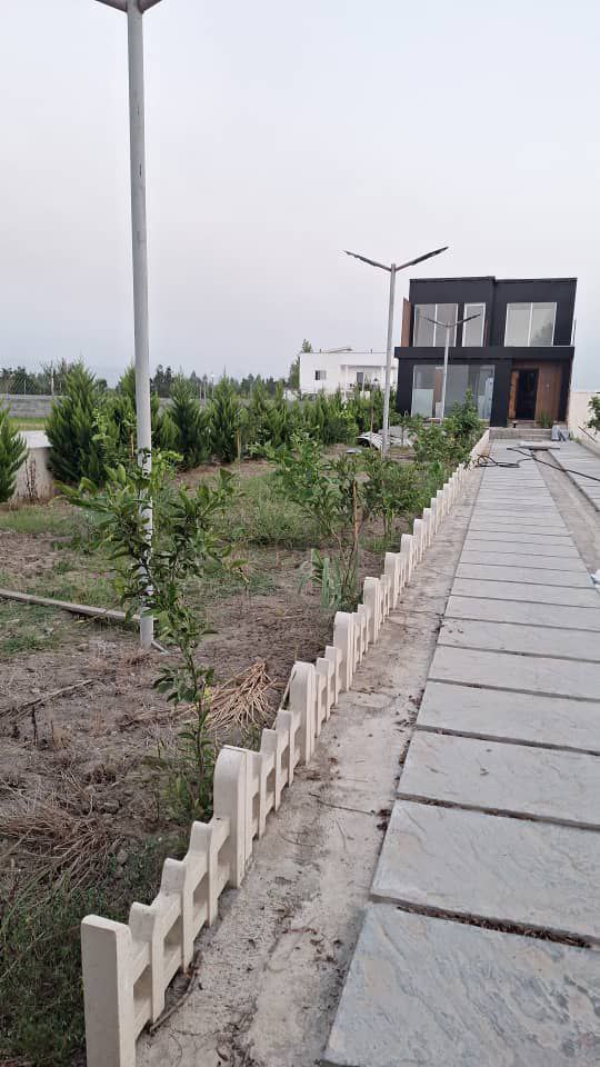 ویلا باغ مدرن در اوجی‌آباد | جاده آمل به سرخرود زمین به مساحت ۶۲۰ مترمربع بنای دوبلکس به متراژ ۱۲۰ مترمربع ۲ خواب نورگیر نمای حیاط و ویلا