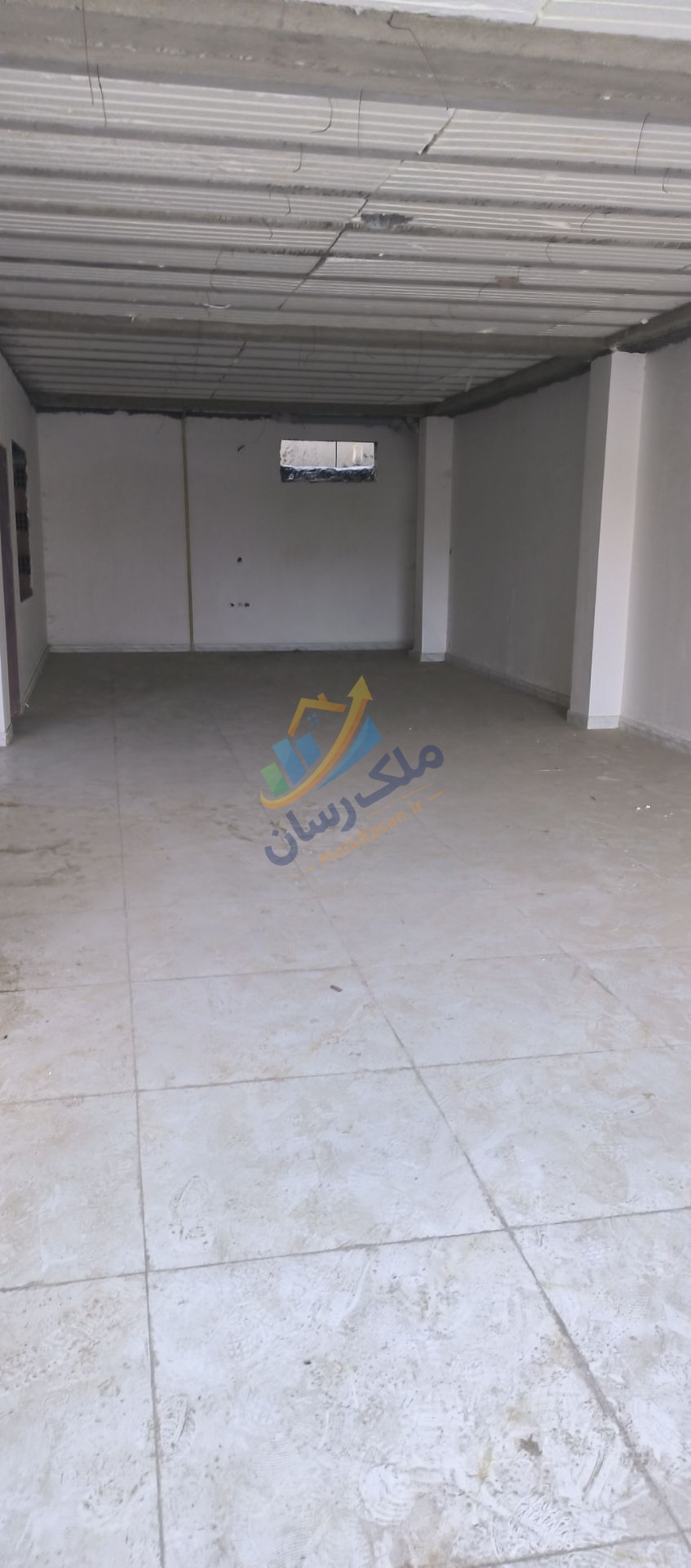 ویلا دوبلکس نما سنگی 220 متر زمین 250 متر بنا سه خوابه با روف گاردن در آمل جاده اوجی آباد