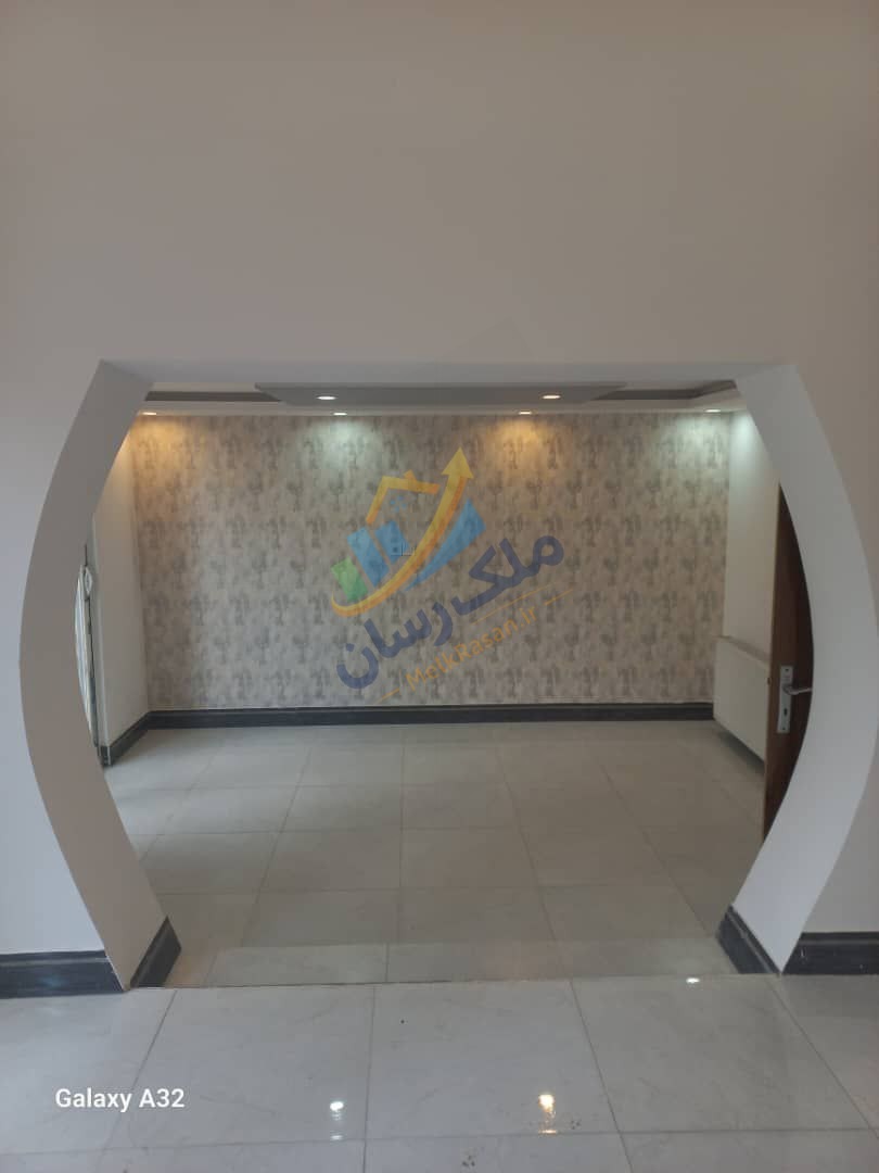 photo_3_2026-01-05_20-38-57 ویلای نیمپیلوت نما سنگی در آمل به سرخرود با ۲۲۰ متر زمین و ۲۱۰ متر بنا، سه خواب مستر و پلاک اول شهرک نمای سالن