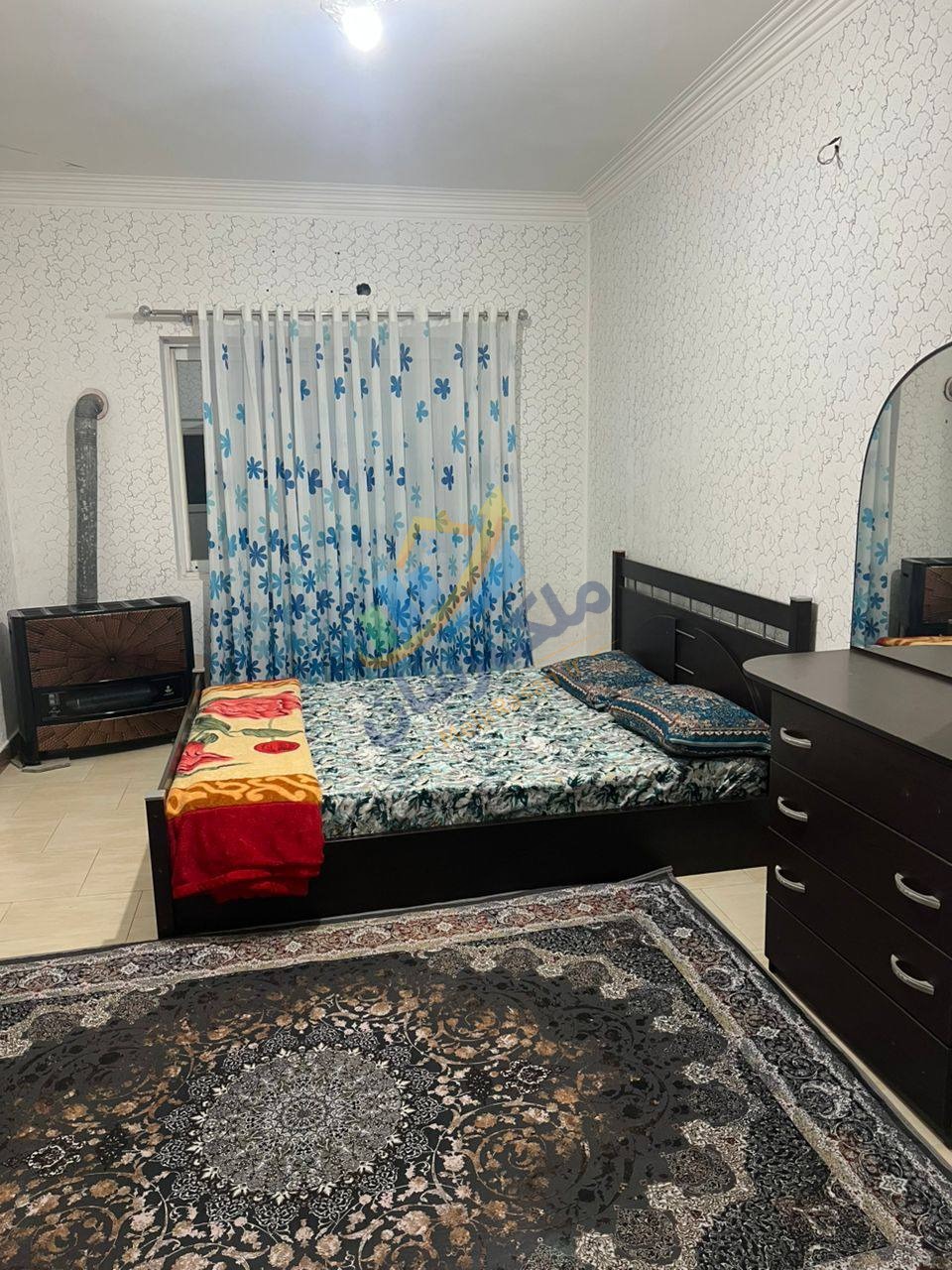 ویلای فلت جاده دریا با ۱۸۰ متر زمین و ۱۰۰ متر بنا، دو خواب مستر و قرارگیری در بافت مسکونی نمای اتاق