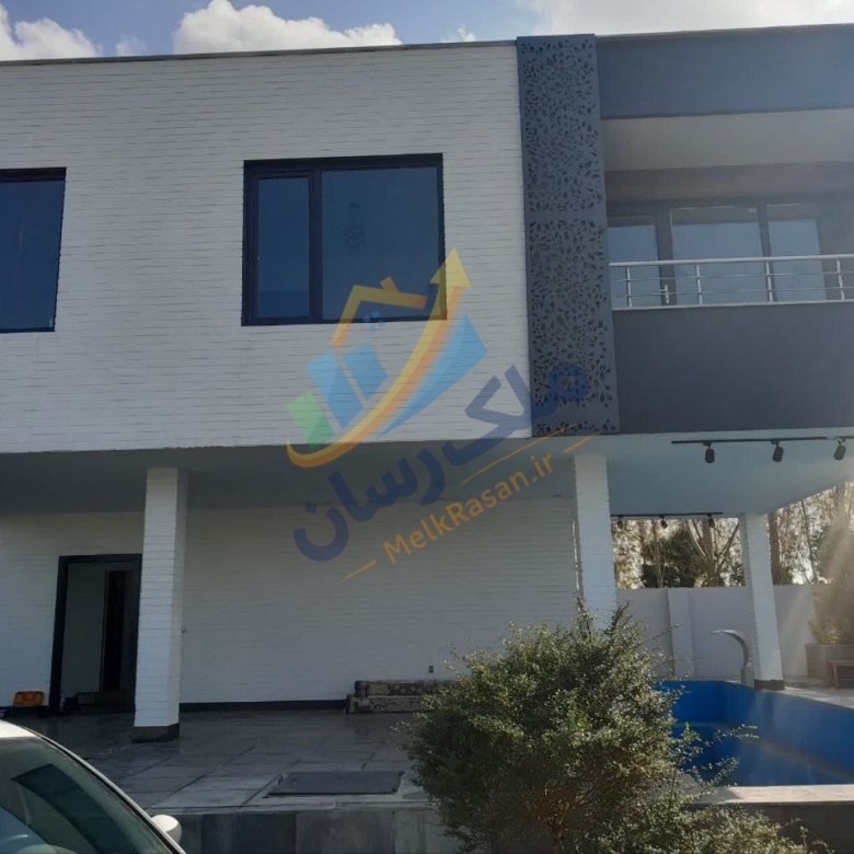 ویلا باغ دوبلکس نما مدرن در سرخرود زردآب با ۵۴۰ متر زمین و ۲۶۰ متر بنا، سه خواب مستر و استخر چهارفصل نمای ویلا
