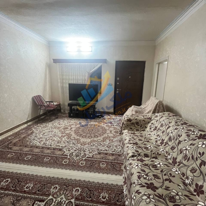 ویلا باغ فلت در جاده دریا سرخرود با ۳۸۰ متر زمین و ۱۰۰ متر بنا، دو خواب مستر و فاصله ۵ دقیقه‌ای تا دریا نمای اتاق