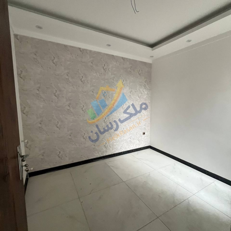 ویلای فلت جنگلی در آمل با ۲۵۰ متر زمین و ۱۴۰ متر بنا، سه خواب مستر، شهرکی با نگهبانی و مدارک کامل نمای اتاق