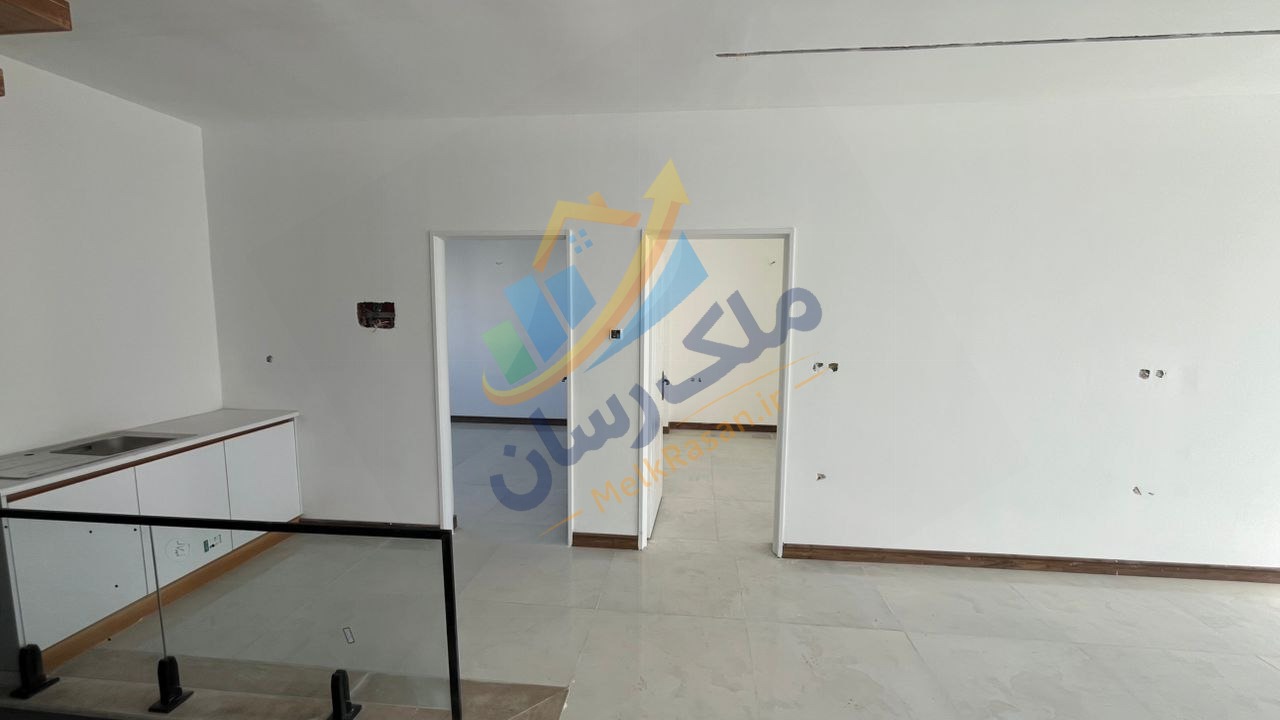 ویلا دوبلکس روف گاردن در ملکار نوشهر با ۲۰۰ متر زمین و ۲۴۰ متر بنا، ویو دریا و جنگل نزدیک به ساحل نمای طبقه دوم