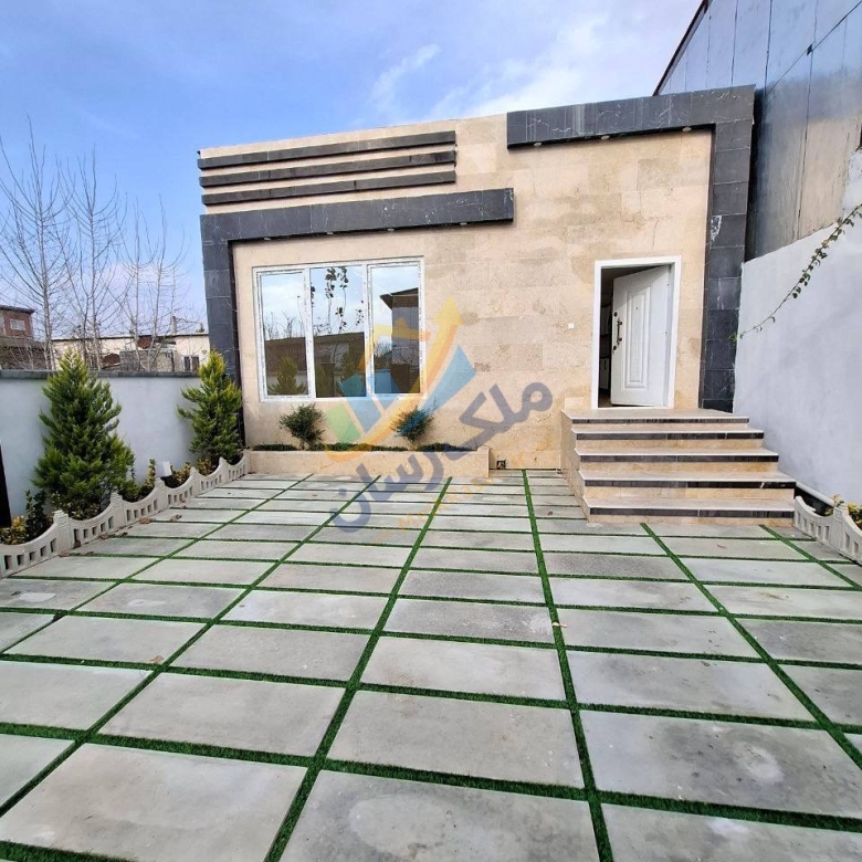 ویلای فلت نما سنگی در محمودآباد با ۱۶۰ متر زمین و ۱۰۰ متر بنا، دو خواب مستر و مدارک کامل نمای ویلا