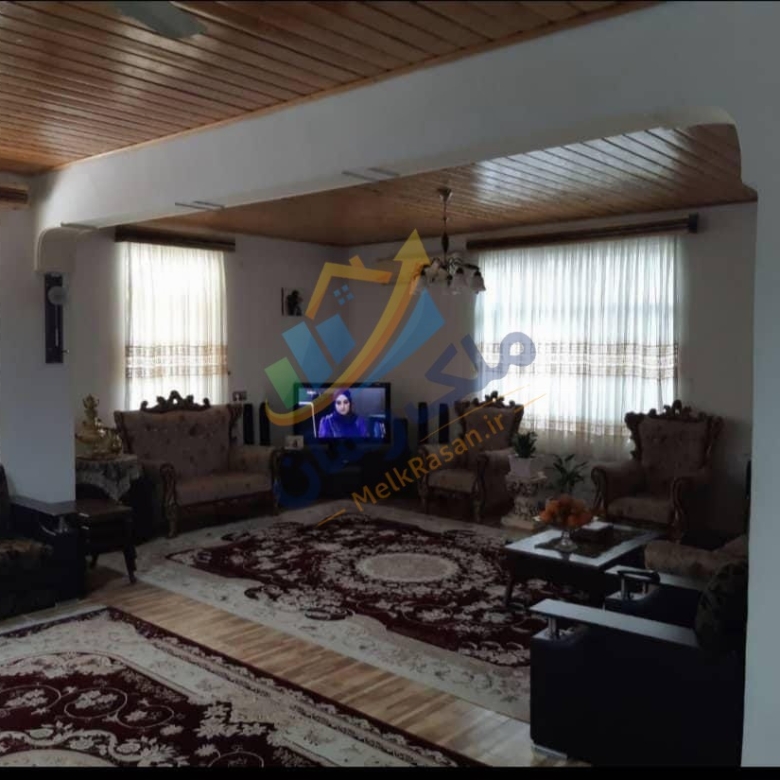 ویلا باغ در نجارده نوشهر با ۱۲۱۴ متر زمین و ویلای ۱۵۰ متری بازسازی شده با ویو جنگلی نمای سالن