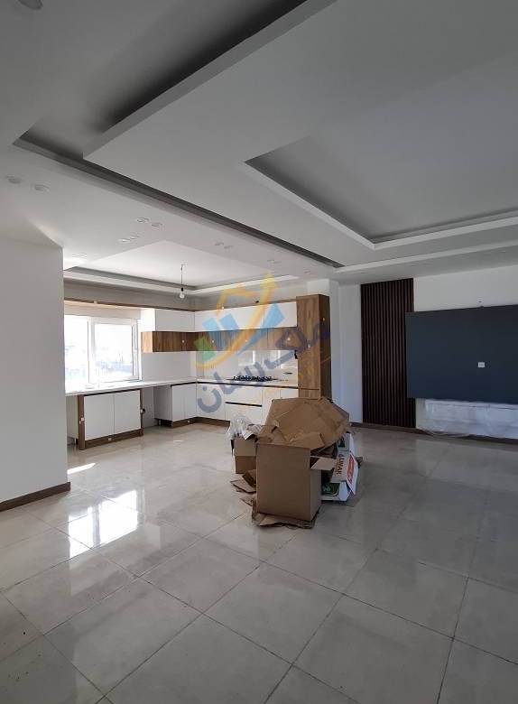 ویلای دوبلکس نما مدرن با روف‌گاردن و ویوی ابدی کوه و ساحل | نوشهر ۳۵۰متر زمین با ۳۳۰ متر بنا نمای سالن و آشپزخانه