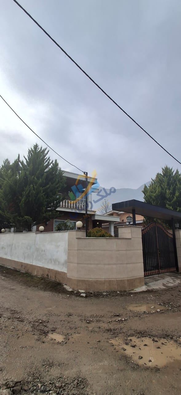 ویلا دوبلکس در چلندر نوشهر | ۲۰۰ متر بنا ۳۵۳ متر زمین نمای ویلا