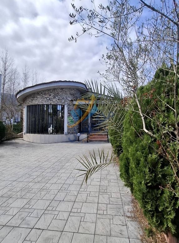 ویلا فلت شهرکی در نوشهر ۲۰۰ متر زمین ۱۰۰ متر بنا نمای ویلا