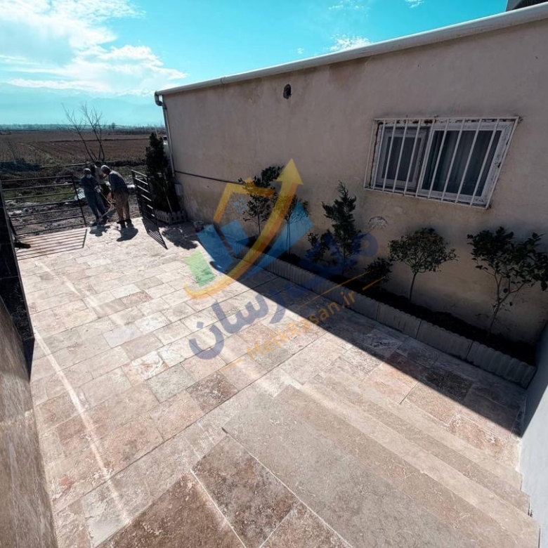 ویلا فلت نما مدرن نوساز در کلوده ۱۶۰متر زمین و ۹۰ متر بنا نمای حیاط