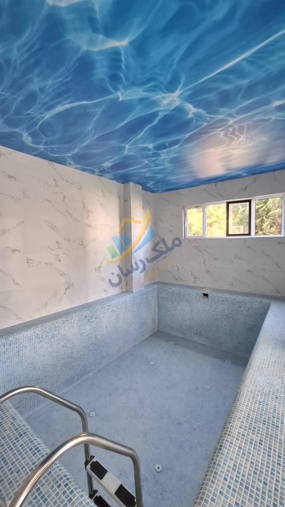 803ec92d-b22e-4a5d-b98c-11f9e5330d01 ویلا دوبلکس نما مدرن شهرکی در نوشهر با ۲۷۲متر زمین و ۲۵۰متر بنا، استخر و ویوی ابدی کوه و جنگل و ساحل نمای استخر