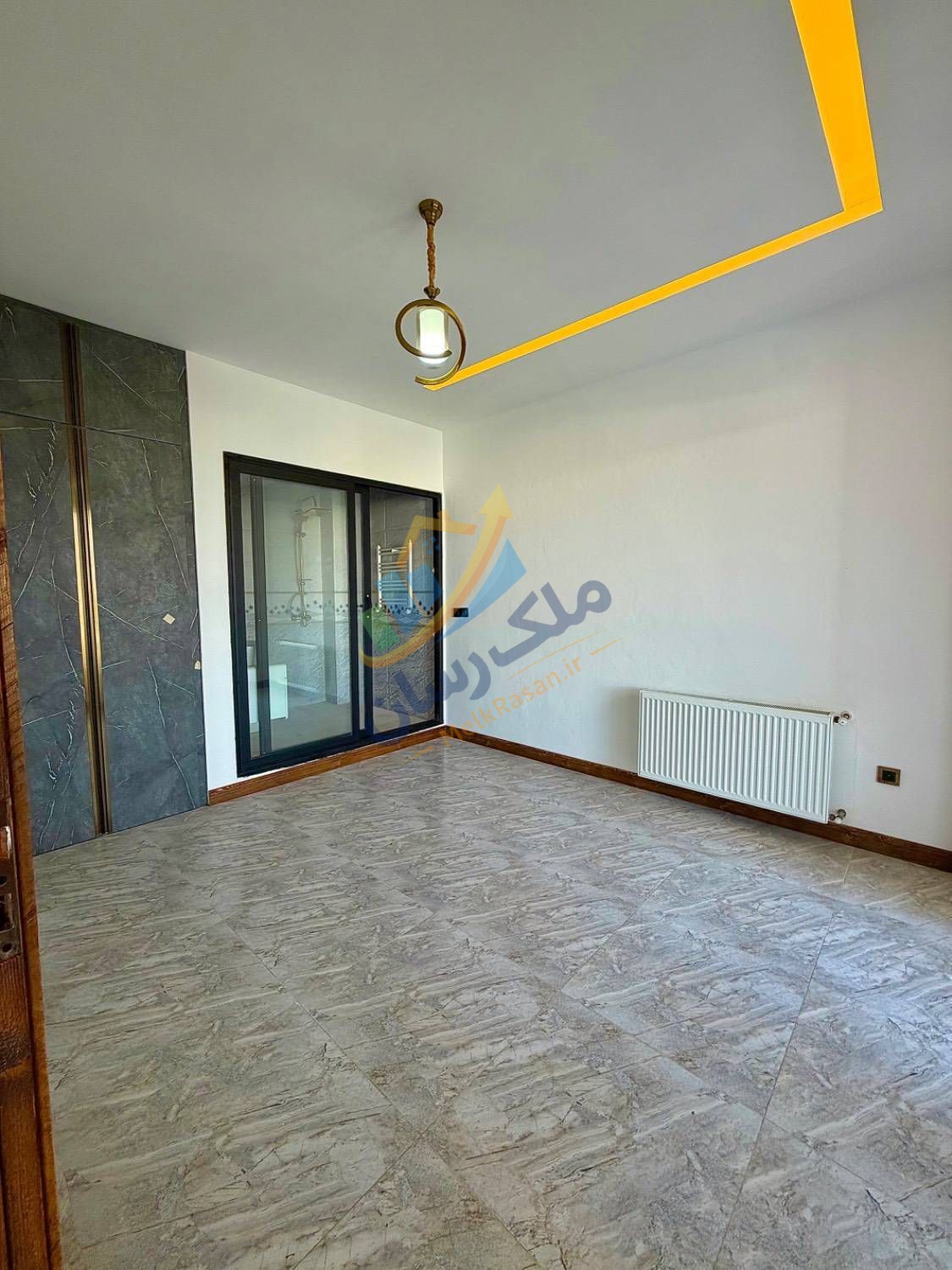 ویلا دوبلکس نما مدرن در ملکار نوشهر با ویوی ابدی دریا و جنگل | ۲۵۰ متر بنا نمای اتاق خواب