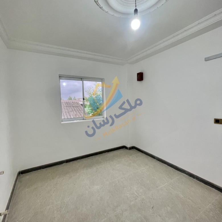 ویلا نیم پیلوت در کلوده محمودآباد ۱۶۰مترزمین،۱۲۰متربنا نمای اتاق خواب